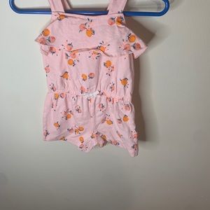 Carter’s romper, 3-6 months